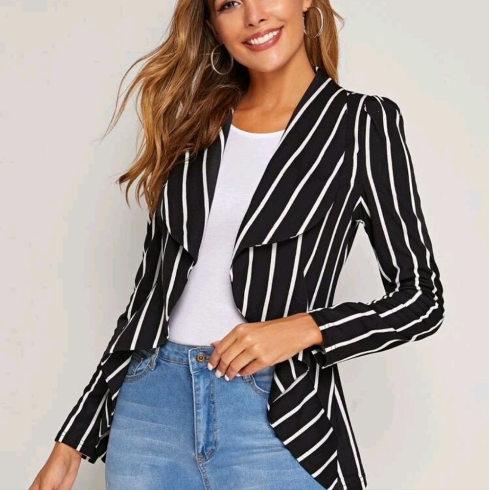 New black and white shawl collar ruffletrim asymmetric striped blazer
